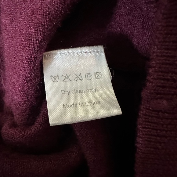 UNTUCKIT Women Sz L Burgundy 100% Merino Wool Long Sleeve Knit Sweater Half Zip - Picture 7 of 9